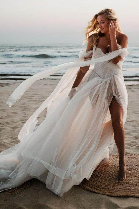 A-Line Court Train Tulle Wedding Dress CW3512 - COCOMELODY